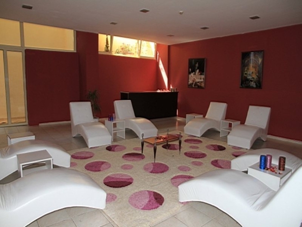 Imagen de los interiores del Hotel Caprice Beach. Foto 7