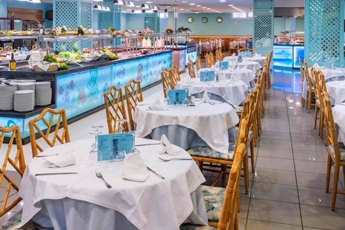 Imagen general del Hotel Caprici Beach Hotel and Spa. Foto 15