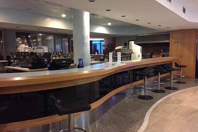 Imagen general del Hotel Caprici Beach Hotel and Spa. Foto 16