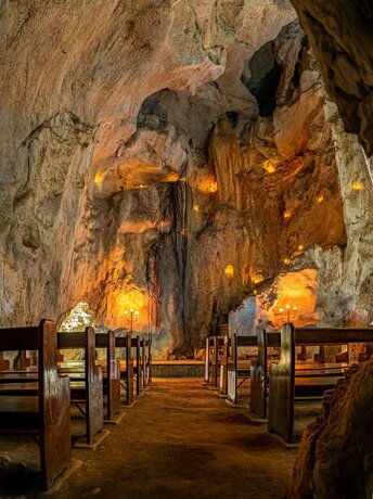 Imagen general del Hotel Capricorn Caves - Caravan Park. Foto 6