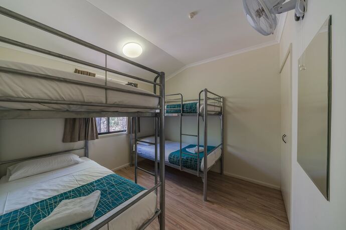 Imagen de la habitación del Hotel Capricorn Caves - Caravan Park. Foto 11