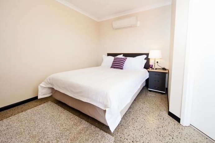 Imagen de la habitación del Hotel Capricorn Village, Newman. Foto 15