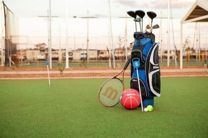 Imagen general del Hotel Capricorn Village, Newman. Foto 4