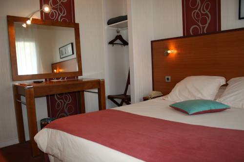 Imagen de la habitación del Hotel Capricorne. Foto 8