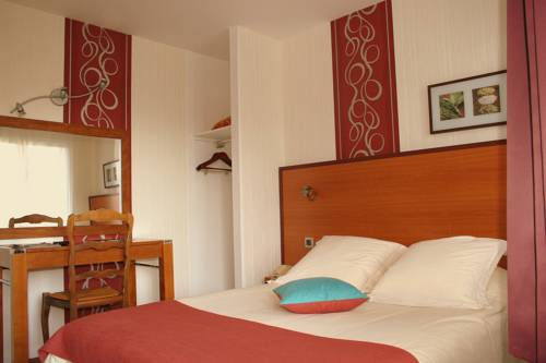 Imagen de la habitación del Hotel Capricorne. Foto 13