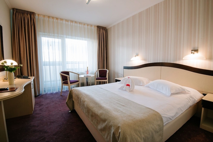 Imagen de la habitación del Hotel Caprioara Spaandwellness Resort. Foto 10