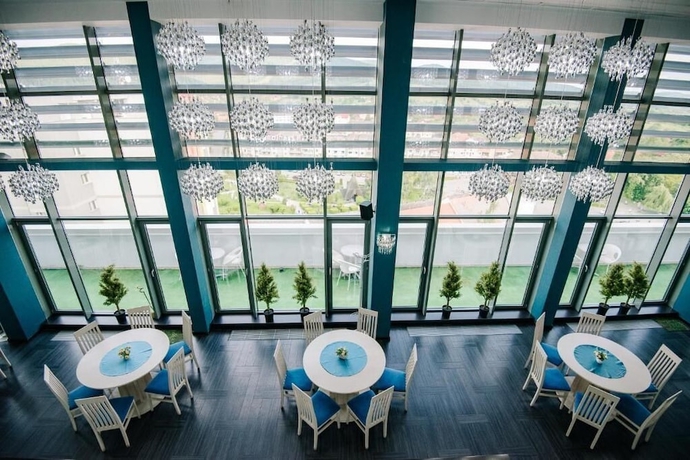 Imagen del bar/restaurante del Hotel Caprioara Spaandwellness Resort. Foto 9