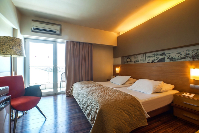 Imagen de la habitación del Hotel Capsis Astoria Heraklion. Foto 5