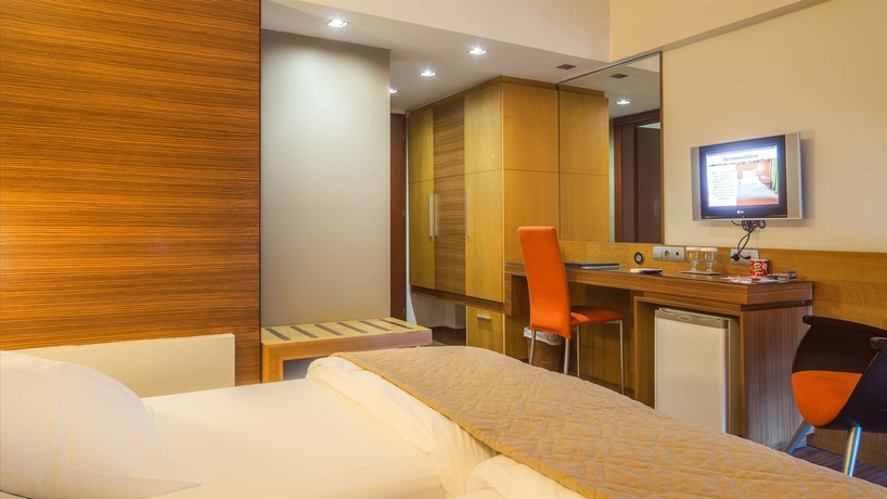 Imagen de la habitación del Hotel Capsis Astoria Heraklion. Foto 13