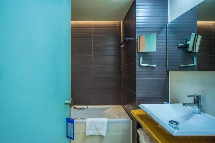 Imagen de la habitación del Hotel Capsis Thessaloniki. Foto 12