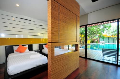 Imagen de la habitación del Hotel Capstone Resort. Foto 9