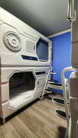 Imagen general del Hotel Capsula hotel. Foto 7