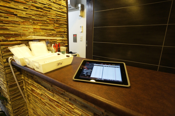 Imagen de los interiores del Hotel Capsule B&S Eco Cube Shinsaibashi. Foto 14
