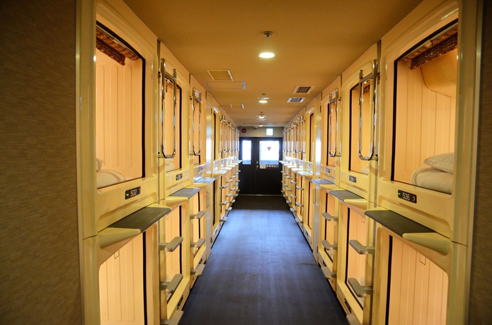 Imagen general del Hotel Capsule B&S Eco Cube Shinsaibashi. Foto 3