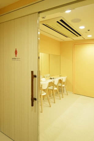 Imagen general del Hotel Capsule B&S Eco Cube Shinsaibashi. Foto 5