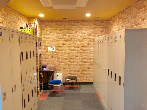 Imagen de los interiores del Hotel Capsule Block Room. Foto 19