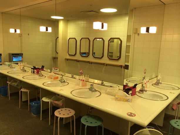 Imagen general del Hotel Capsule Hotel Asahi Plaza Shinsaibashi. Foto 2