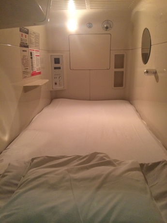 Imagen de la habitación del Hotel Capsule Hotel Asahi Plaza Shinsaibashi. Foto 13