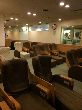 Imagen general del Hotel Capsule Hotel Asahi Plaza Shinsaibashi. Foto 11