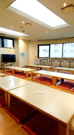 Imagen del bar/restaurante del Hotel Capsule Inn Otsuka - Caters To Men. Foto 13