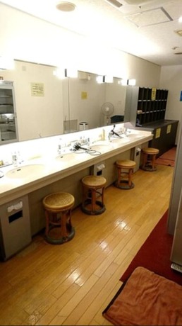 Imagen general del Hotel Capsule Inn Otsuka - Caters To Men. Foto 7