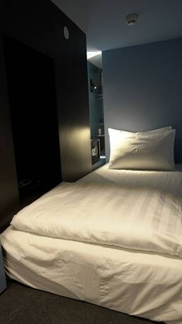 Imagen de la habitación del Hotel Capsule Transit Klia2 Airside. Foto 13