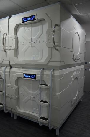 Imagen general del Hotel Capsule Zodiak. Foto 7