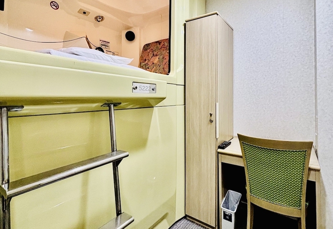 Imagen de la habitación del Hotel Capsule and Spa Grand Sauna Shinsaibashi. Foto 8