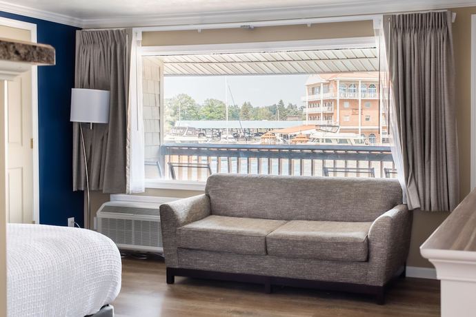 Imagen de la habitación del Hotel Capt. Thomson's Resort. Foto 14