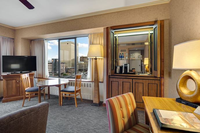 Imagen de la habitación del Hotel Captain Cook, Anchorage. Foto 12