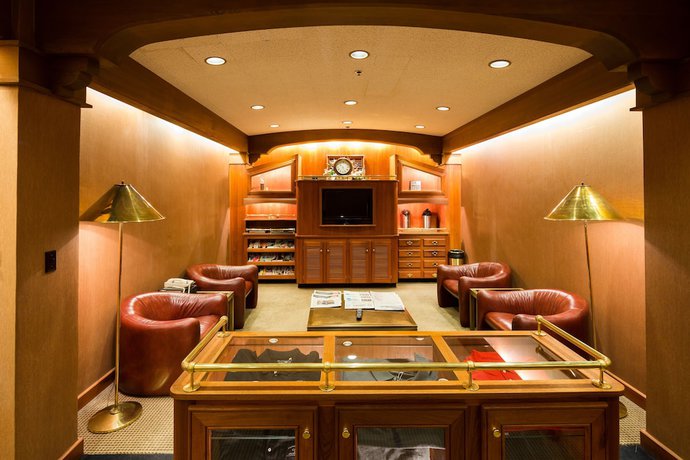 Imagen de los interiores del Hotel Captain Cook, Anchorage. Foto 19