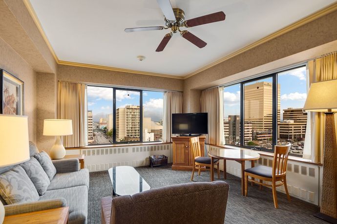 Imagen de la habitación del Hotel Captain Cook. Foto 9