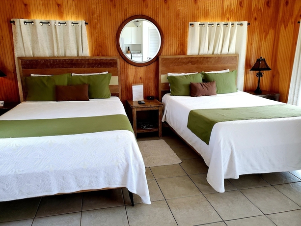 Imagen de la habitación del Hotel Captain Pips Marina and Hideaway. Foto 16