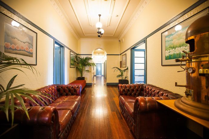 Imagen del bar/restaurante del Hotel Captain Stirling. Foto 6