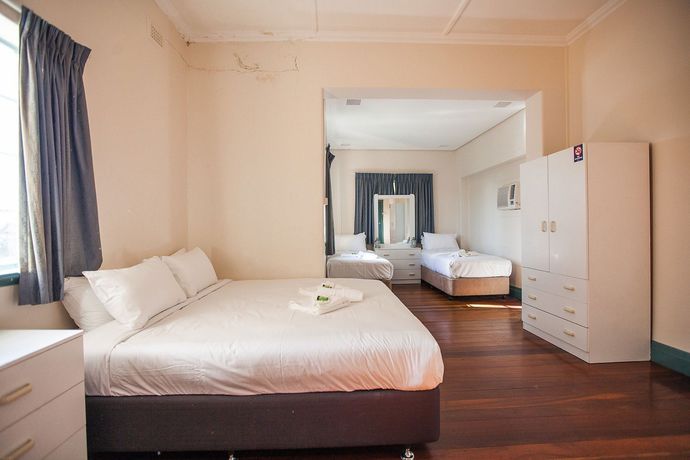 Imagen de la habitación del Hotel Captain Stirling. Foto 12