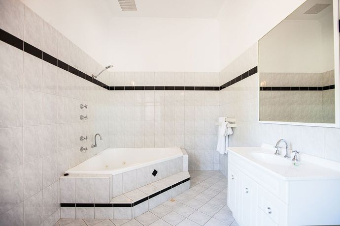 Imagen de la habitación del Hotel Captain Stirling. Foto 13