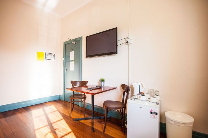 Imagen de la habitación del Hotel Captain Stirling. Foto 14