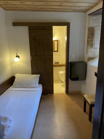 Imagen de la habitación del Hotel Captain Vasilis. Foto 5