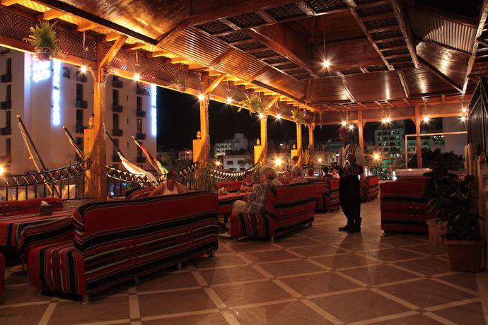Imagen del bar/restaurante del Hotel Captain's, Aqaba. Foto 6