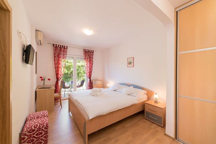 Imagen general del Hotel Captain\'s Club. Foto 3
