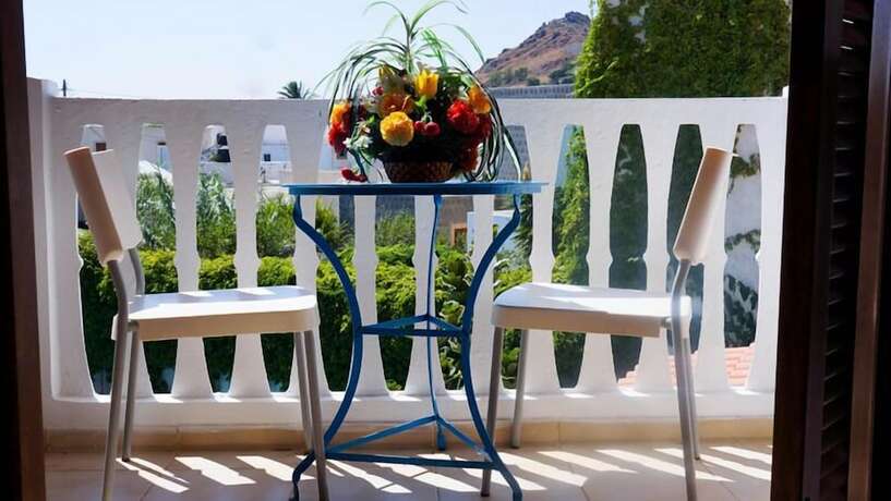 Imagen general del Hotel Captain\'s House, Patmos. Foto 10