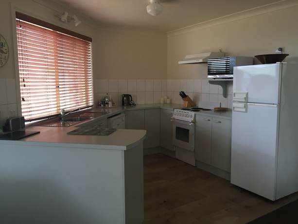 Imagen de la habitación del Hotel Captain's Quarters. Foto 5