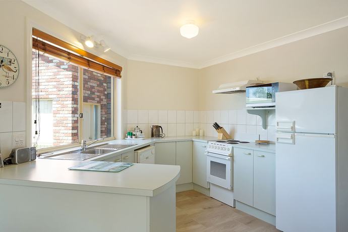 Imagen de la habitación del Hotel Captain's Quarters. Foto 7