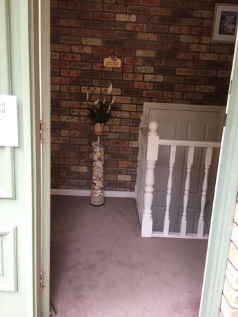 Imagen de los interiores del Hotel Captain's Quarters. Foto 19