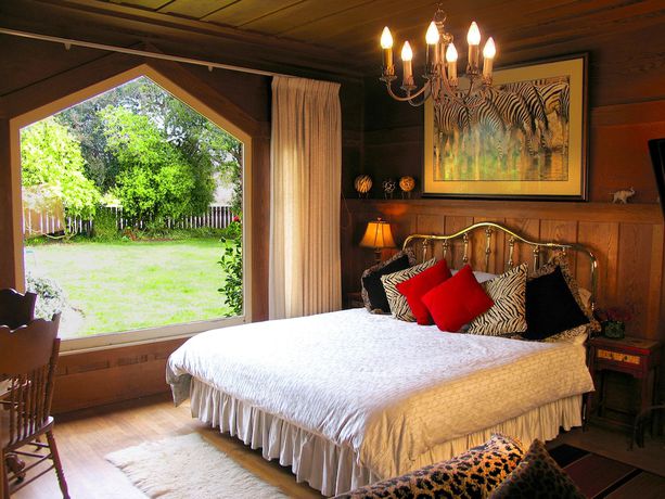 Imagen de la habitación del Hotel Captains Quarters. Foto 4