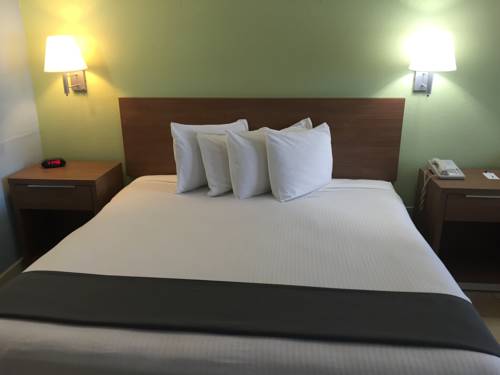 Imagen de la habitación del Hotel Captain's Quarters Inn. Foto 4