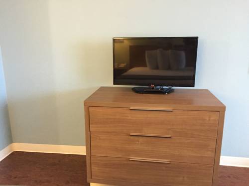 Imagen de la habitación del Hotel Captain's Quarters Inn. Foto 11