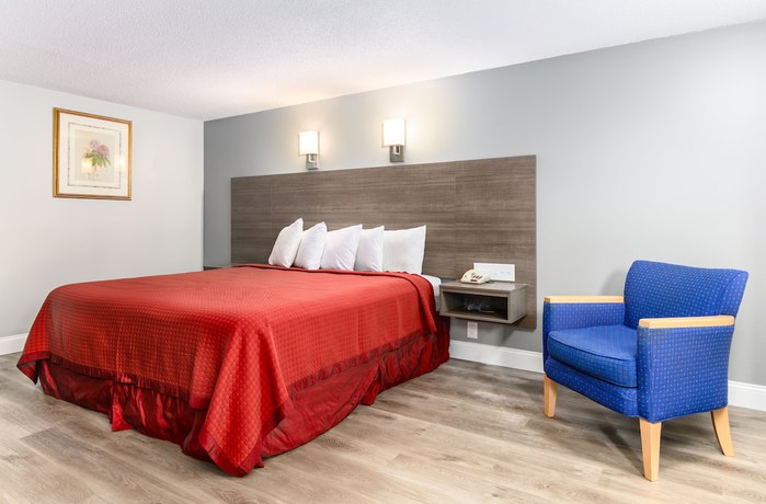 Imagen de la habitación del Hotel Captains Quarters Motel And Conference Center. Foto 8