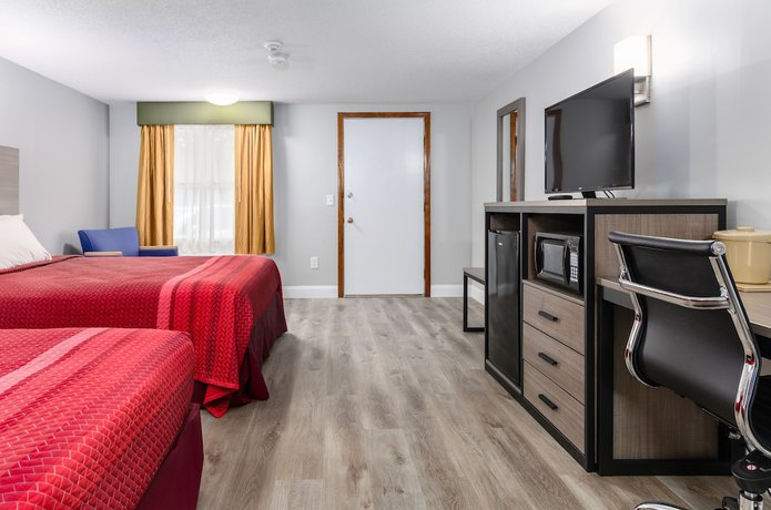 Imagen de la habitación del Hotel Captains Quarters Motel And Conference Center. Foto 13