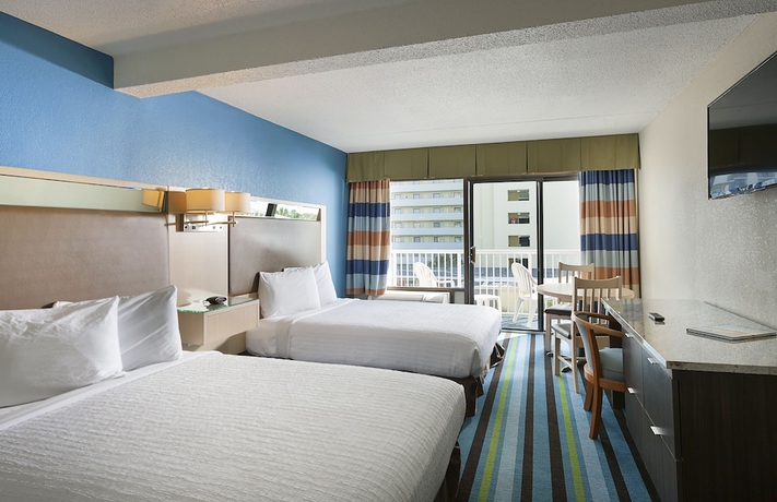 Imagen de la habitación del Hotel Captain\'s Quarters Resort. Foto 4